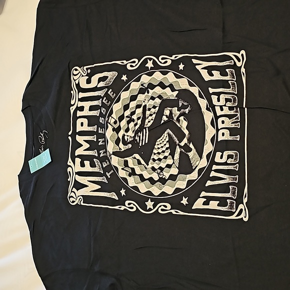 NWT Maurices black and white Memphis Elvis Presley band tee Size XXL - Picture 10 of 10